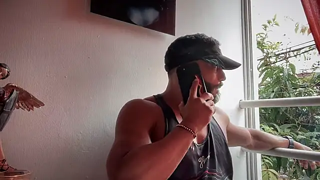 Snapshot of romeolovedark chatting on September 2025 03:58:02 PM romeolovedark online show from September 2025 03:58:02 PM