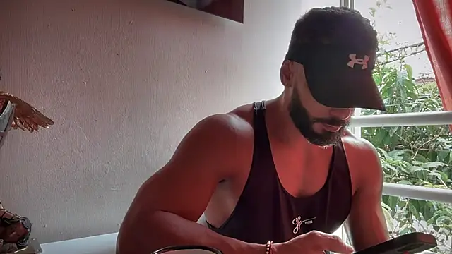 Snapshot of romeolovedark chatting on September 2025 02:18:02 PM romeolovedark online show from September 2025 02:18:02 PM