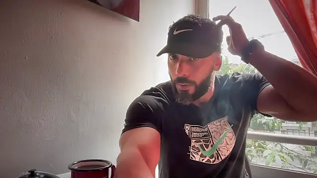 Snapshot of romeolovedark chatting on October 2025 02:26:01 PM romeolovedark online show from October 2025 02:26:01 PM