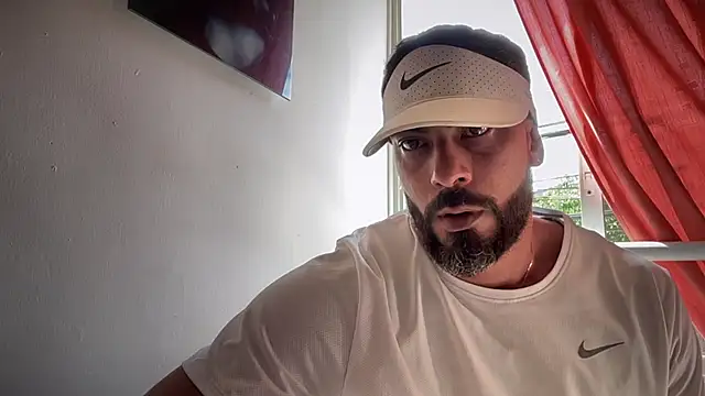 Snapshot of romeolovedark chatting on October 2025 01:45:02 PM romeolovedark online show from October 2025 01:45:02 PM