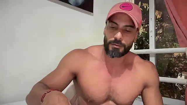 Snapshot of romeolovedark chatting on October 2025 03:40:01 AM romeolovedark online show from October 2025 03:40:01 AM