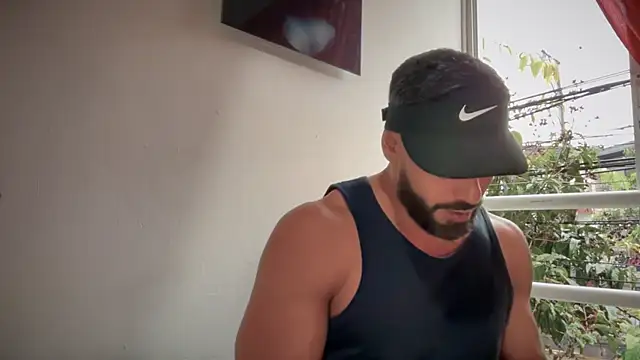 Snapshot of romeolovedark chatting on October 2025 08:41:02 PM romeolovedark online show from October 2025 08:41:02 PM