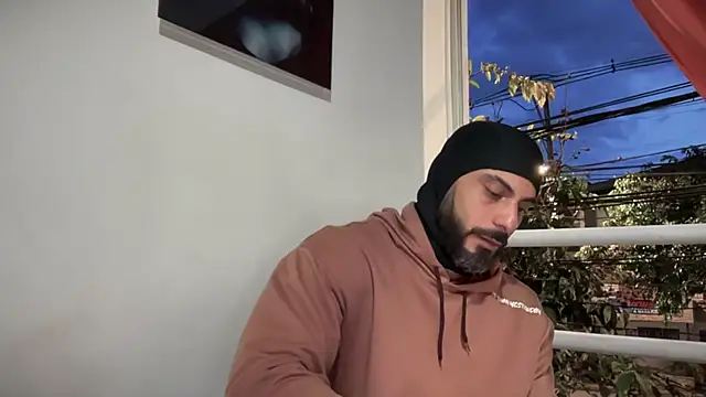 Snapshot of romeolovedark chatting on October 2025 10:58:02 PM romeolovedark online show from October 2025 10:58:02 PM