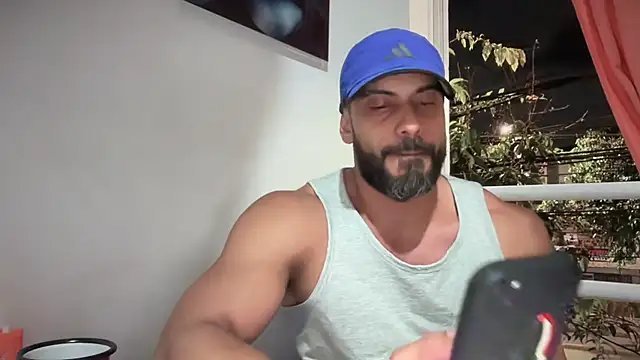 Snapshot of romeolovedark chatting on November 2025 02:21:01 AM romeolovedark online show from November 2025 02:21:01 AM