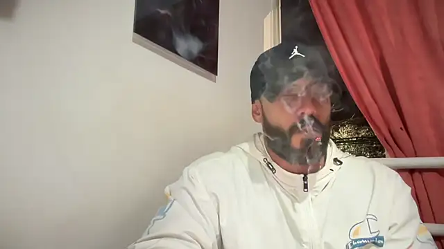 Snapshot of romeolovedark chatting on November 2025 04:59:02 AM romeolovedark online show from November 2025 04:59:02 AM