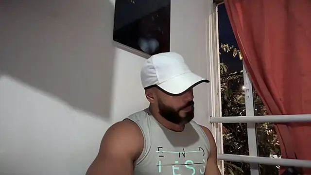 Snapshot of romeolovedark chatting on December 2025 11:14:02 PM romeolovedark online show from December 2025 11:14:02 PM