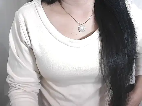 Chanchal--Navya online show from December 2025 06:04:01 PM