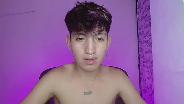 littlextreme online show from February 2025 04:18:02 AM