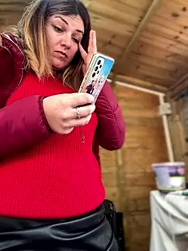 DaisyVibesss online show from December 2024 10:01:02 AM