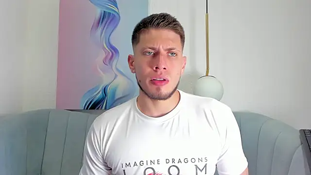 SebastianMaximoff online show from October 2025 04:41:02 PM