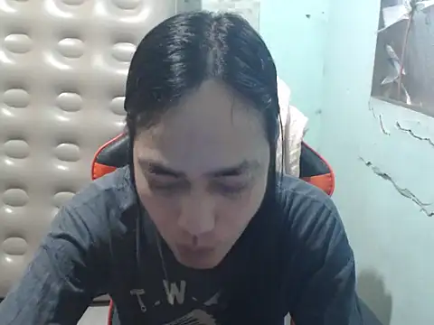 itsmacky4u online show from September 2025 07:32:02 AM