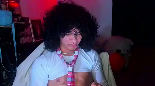Snapshot of sweetvond_ chatting on March 2025 04:50:02 AM sweetvond online show from March 2025 04:50:02 AM