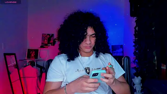 Snapshot of sweetvond_ chatting on November 2025 11:03:01 PM sweetvond online show from November 2025 11:03:01 PM