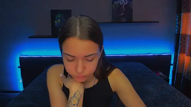 AlexaBarkley online show from February 2025 06:26:02 AM