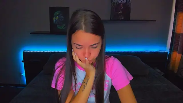 AlexaBarkley online show from September 2025 12:22:02 AM