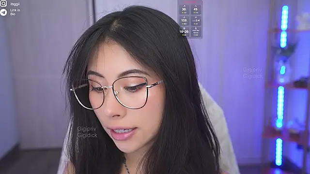 Snapshot of Gigi_ohlala chatting on September 2025 07:47:01 PM Gigi ohlala online show from September 2025 07:47:01 PM