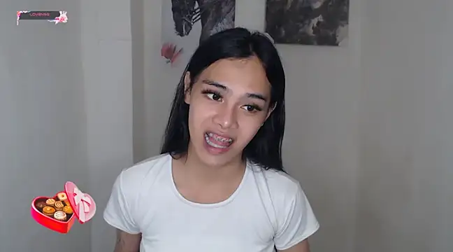 shecutie69 online show from December 2024 08:57:02 PM