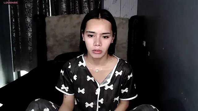 Snapshot of shecutie69 chatting on February 2026 02:59:02 AM shecutie69 online show from February 2026 02:59:02 AM