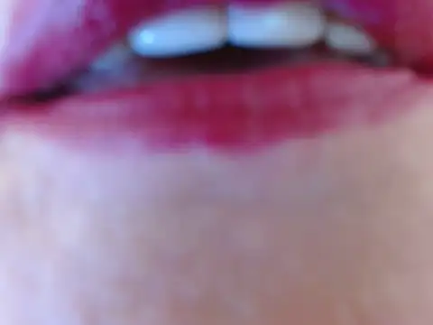 keiila  online show from November 2025 02:33:02 AM