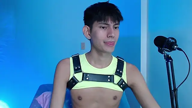 imdavo23 online show from December 2024 03:58:01 PM