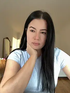 clairewntr online show from January 2025 12:29:01 PM