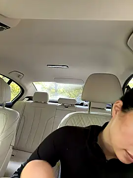 clairewntr online show from October 2025 02:18:02 PM