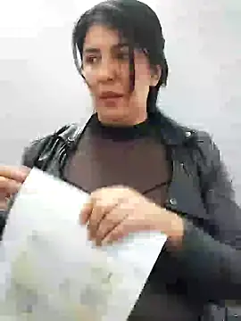 Snapshot of aisha_latina chatting on January 2025 09:14:02 PM aisha latina online show from January 2025 09:14:02 PM