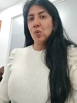 Snapshot of aisha_latina chatting on March 2025 02:53:02 PM aisha latina online show from March 2025 02:53:02 PM