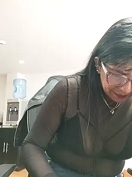 Snapshot of aisha_latina chatting on October 2025 03:13:01 PM aisha latina online show from October 2025 03:13:01 PM