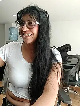 Snapshot of aisha_latina chatting on November 2025 02:49:02 PM aisha latina online show from November 2025 02:49:02 PM