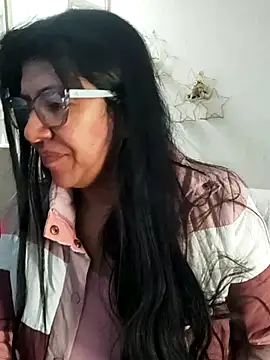 Snapshot of aisha_latina chatting on February 2026 02:46:01 PM aisha latina online show from February 2026 02:46:01 PM