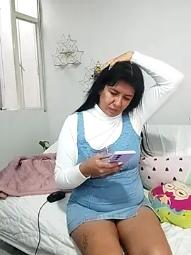 Snapshot of aisha_latina chatting on February 2026 02:24:02 PM aisha latina online show from February 2026 02:24:02 PM