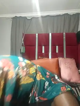 HoneyDropsX online show from March 2025 10:48:01 PM