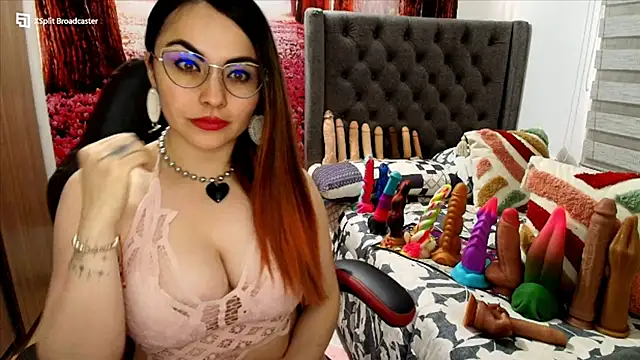 sofia23dirty online show from March 2025 07:03:02 PM