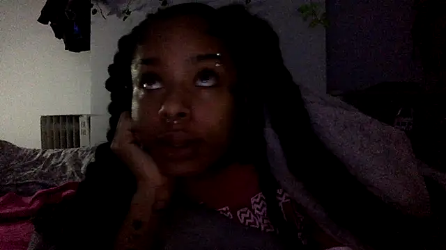 CutieFrmthehood online show from February 2026 04:05:02 AM