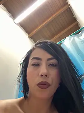 Snapshot of niky_smit chatting on December 2025 10:44:02 AM niky smit online show from December 2025 10:44:02 AM