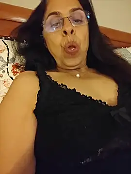 Susannemilf online show from November 2025 02:44:01 AM