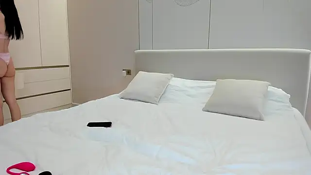 Snapshot of JenniferQueen11 chatting on November 2025 03:55:01 PM JenniferQueen11 online show from November 2025 03:55:01 PM