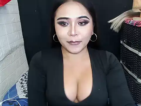 x12inchanaconda online show from December 2025 10:08:02 AM