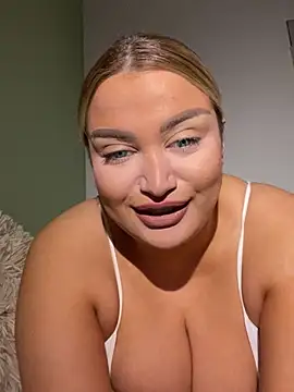 EmiliaPetrova online show from March 2025 08:20:02 PM