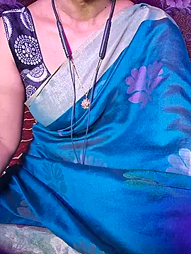 XBHUUME online show from February 2026 04:44:01 PM