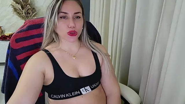 Snapshot of Annyfit4you chatting on February 2025 11:26:02 PM Annyfit4you online show from February 2025 11:26:02 PM