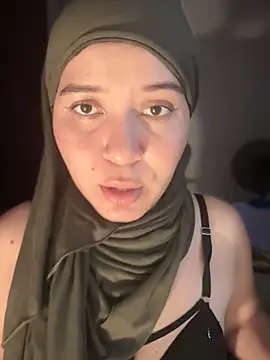 MatchedEyebrow online show from November 2025 08:53:01 PM