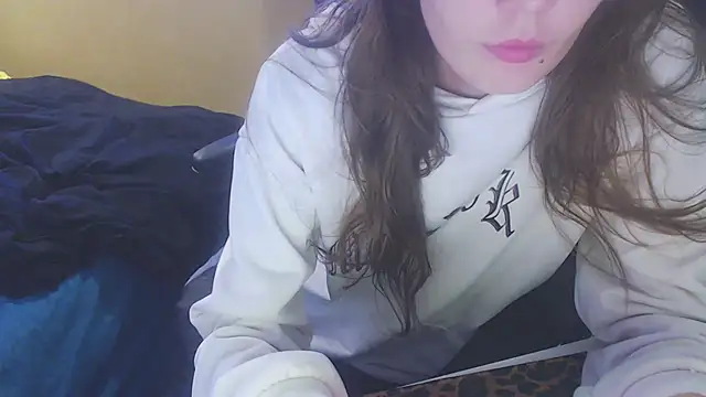 Laco-cO online show from November 2025 06:45:02 PM