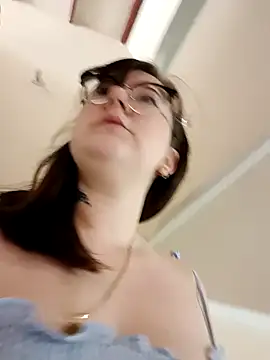 HunnyyLove online show from December 2024 08:45:02 PM