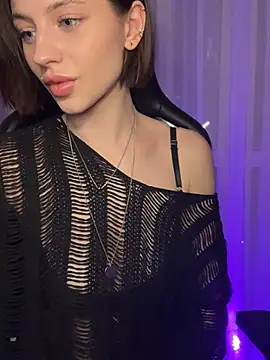 Snapshot of Camilla_Railian chatting on December 2024 08:05:01 PM Camilla Railian online show from December 2024 08:05:01 PM