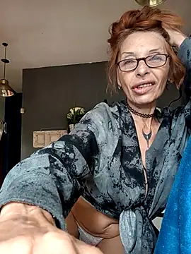 Snapshot of FrozenWaffle chatting on October 2025 04:47:01 PM FrozenWaffle online show from October 2025 04:47:01 PM