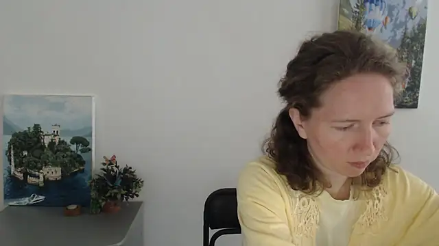 Sexy MargoX  online show from April 2026 04:01:01 PM