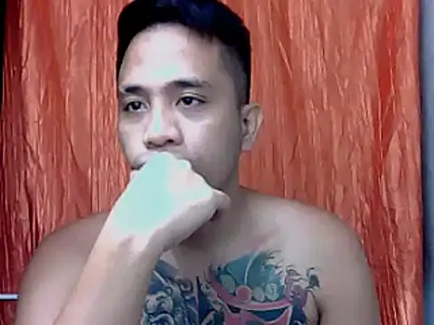 Snapshot of Thyler08 chatting on December 2024 06:03:02 AM Thyler08 online show from December 2024 06:03:02 AM