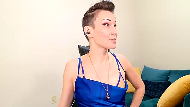 Snapshot of EveEnigma chatting on February 2025 01:54:02 PM EveEnigma online show from February 2025 01:54:02 PM